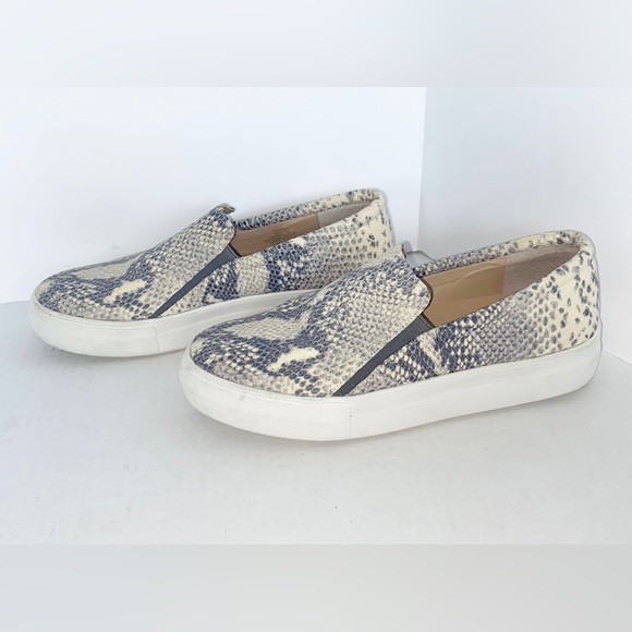 Vince Camuto Shoes - Vince Camuto Womens Korli 2 Slip On Sneakers Snake Print Leather Casual Shoes 9